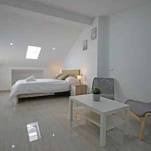Lejlighed Esparteros 6, Estudios, Málaga